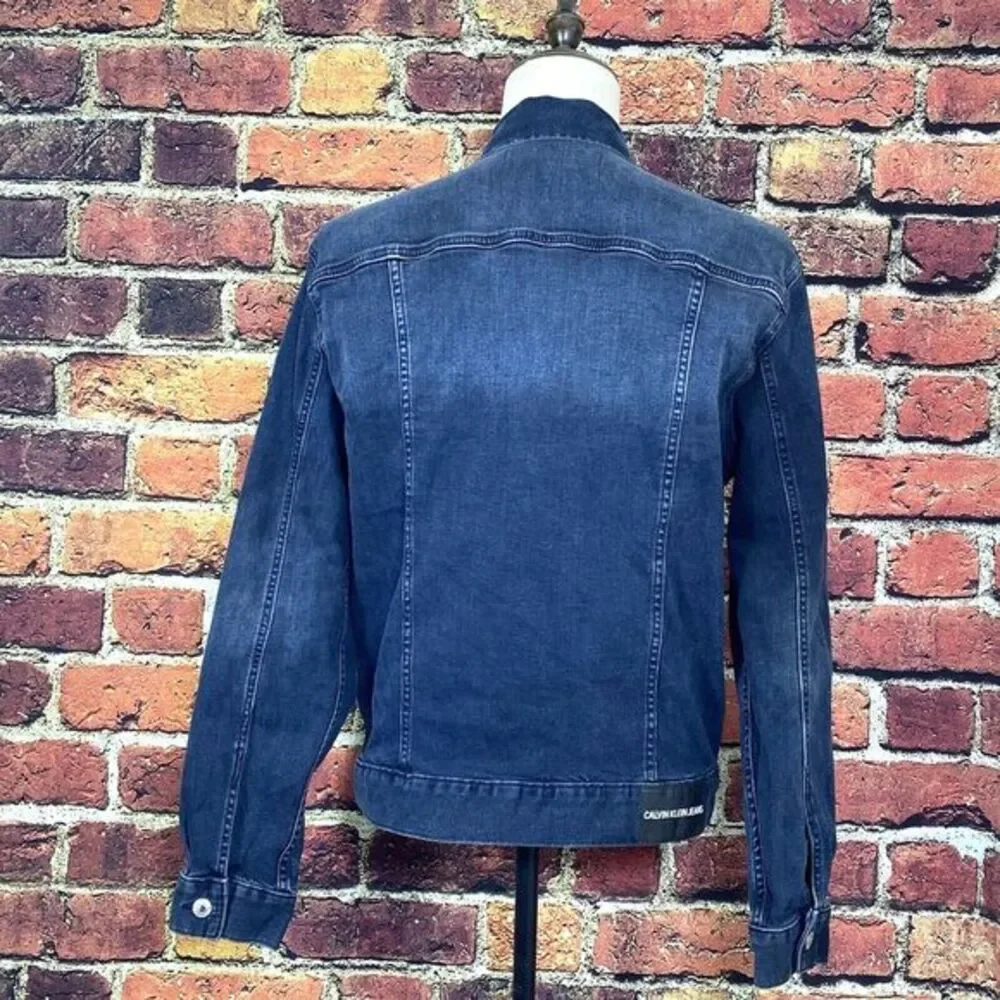 Calvin Klein Men's Denim Jacket Size Medium‎ Dark Blue Wash Stretch